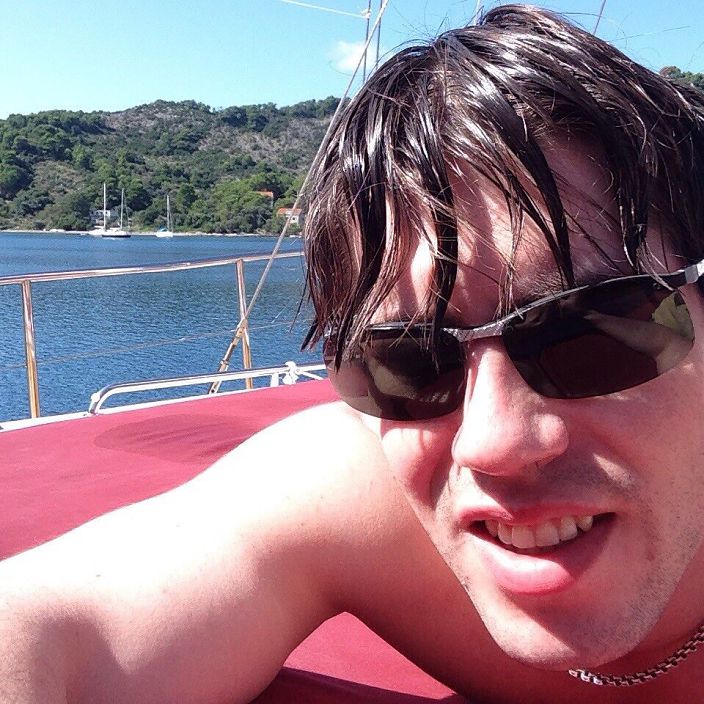 Выбрался на море