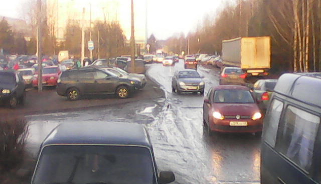 в командировке.