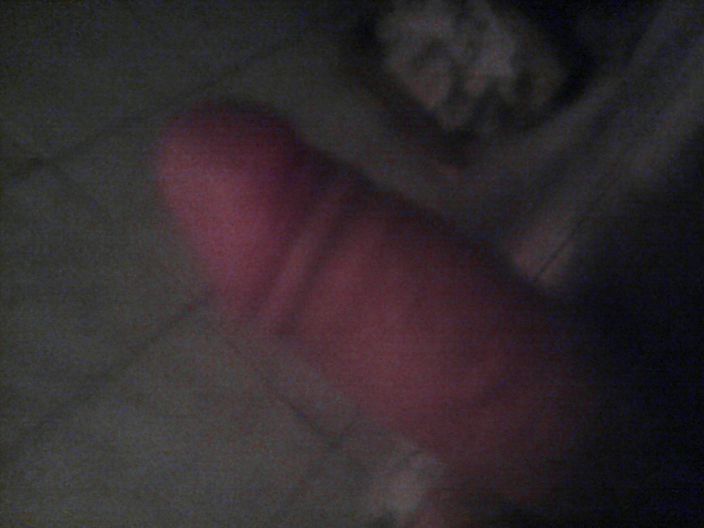 кто хочит ево это он       в лижачим виде