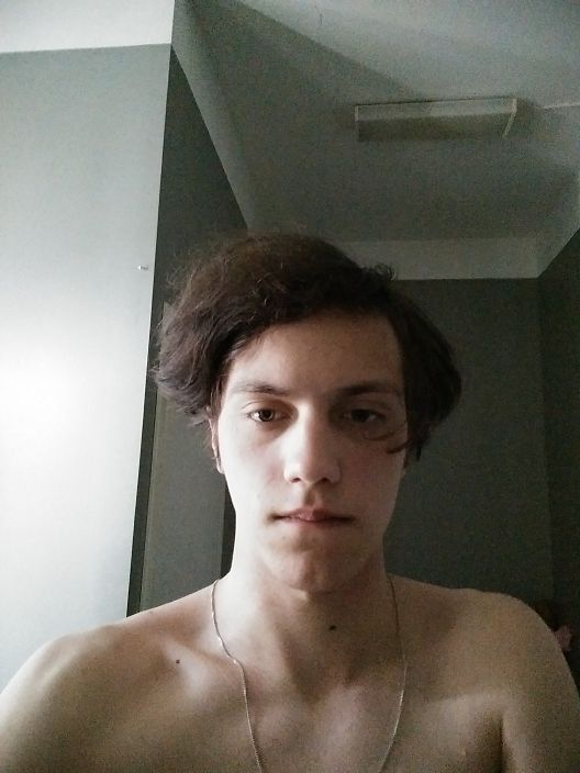 Фотография сделанная прямо сейчас, так как найти старую 