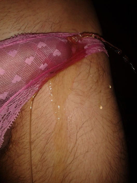 Gf's pink panty peeing
