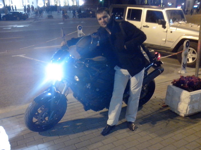 просто гуляю.