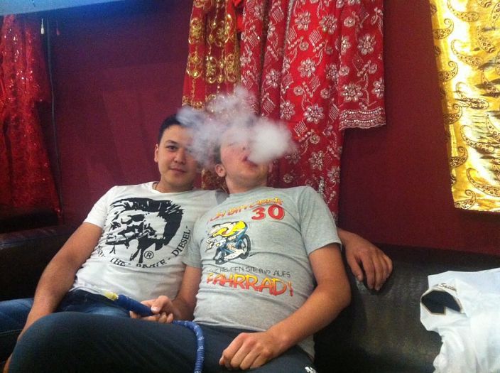 преглашаю девушку к себе