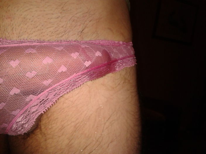 Gf's pink panty peeing