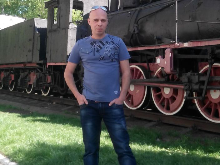 я...