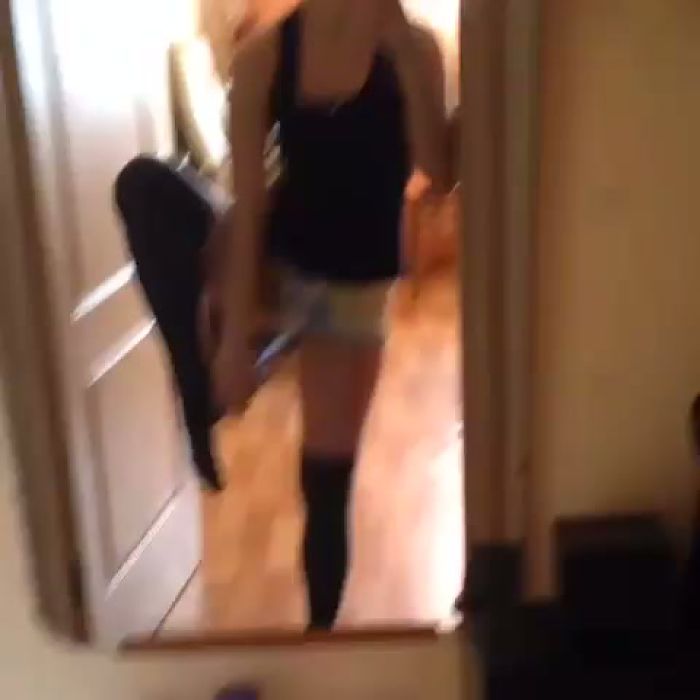 Шпагат гимнастика ножки