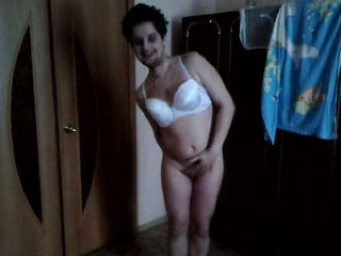 Люблю переодеваться в женскую одежду