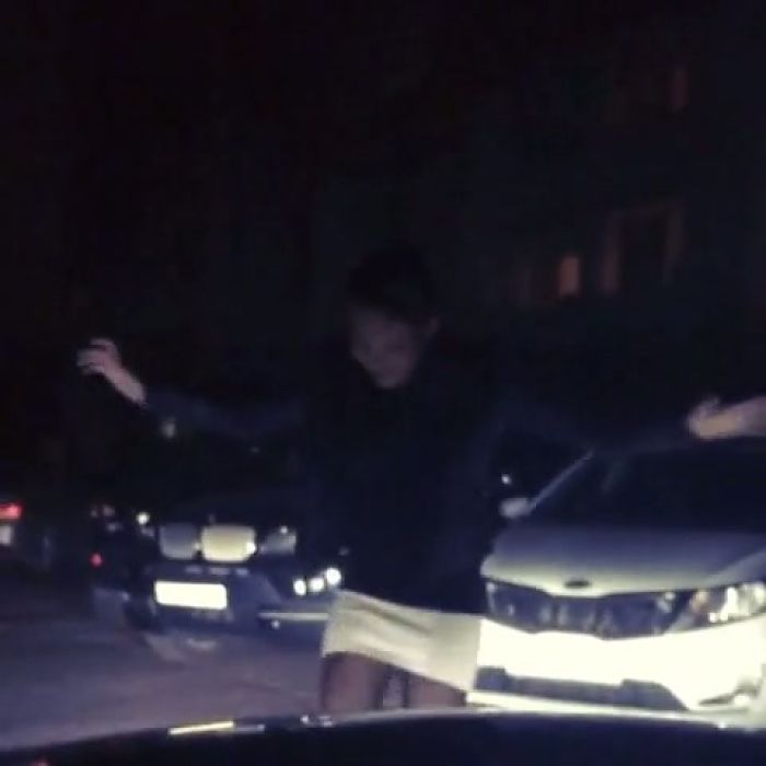 девка огонь