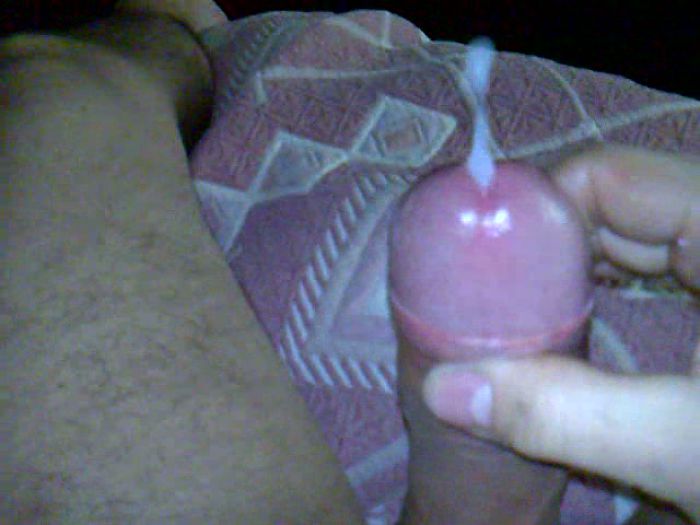 Мастурбирую